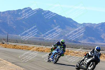 media/Jan-09-2022-SoCal Trackdays (Sun) [[2b1fec8404]]/Turn 8 (1045am)/